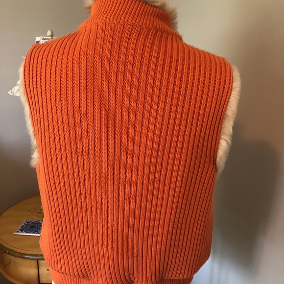 🍁 Knit sweater vest with faux fur 🍁 - Picture 4 of 9